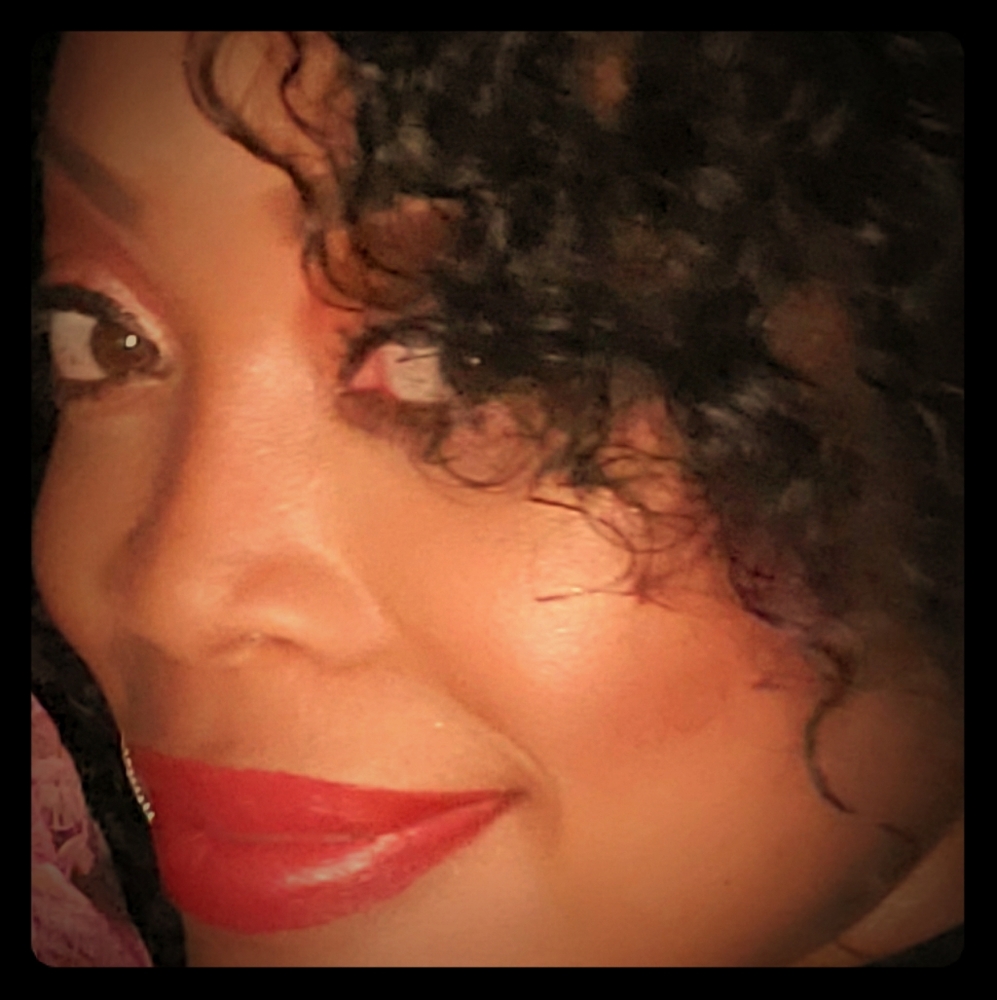Meet your Posher, Tatanisha